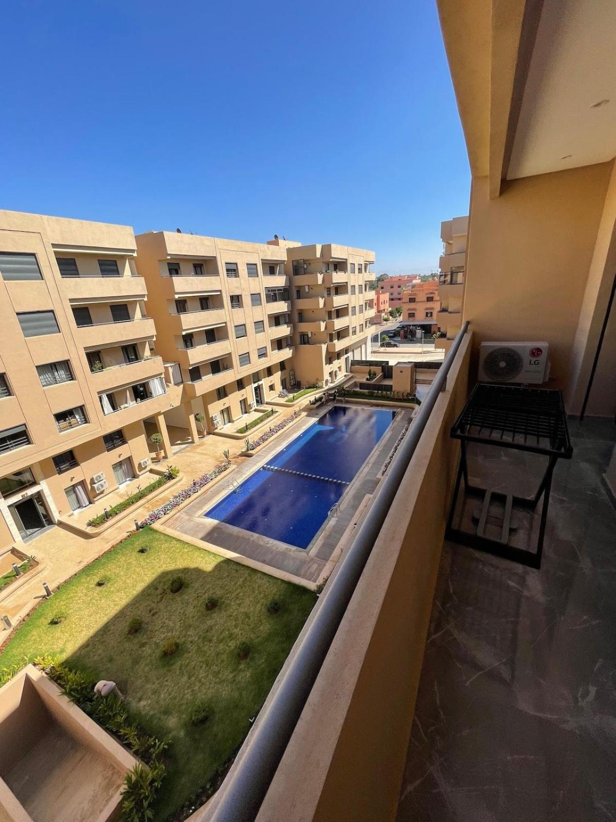 Palmeraie Appart B4 Piscine & Parking * Marrakesh